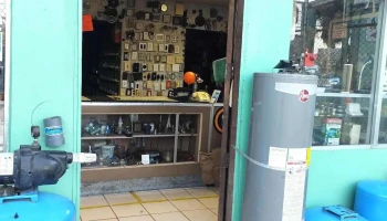 Grupo de Técnicos en Plomería y Electricidad Espinoza Hermanos - 20 De Noviembre