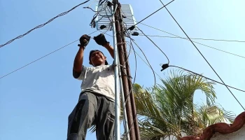 Plomero Electricista - Sin Nombre De Col 25