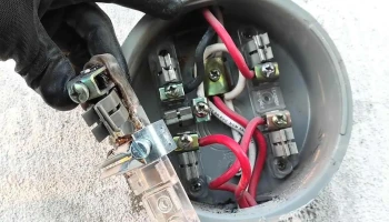 Servicio técnico eléctrico industrial y casero Familia Muñoz 40 Años De Experiencia - Obrera 1