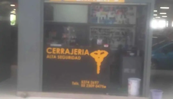 Cerrajeria Walmart Satelite -  Exterior - Naucalpan de Juárez