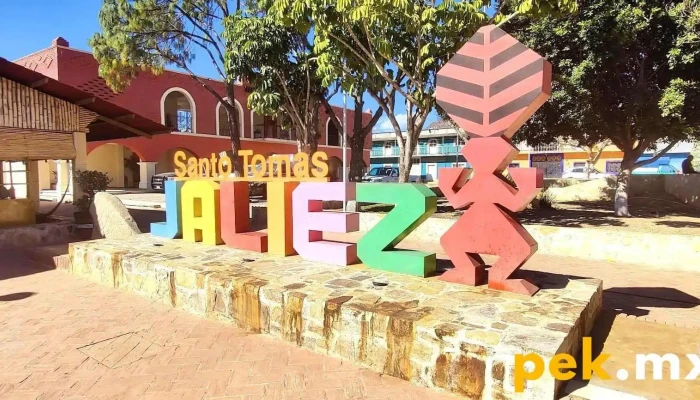 Edificio Municipal de Santo Tomas Jalieza - Santo Tomás Jalieza