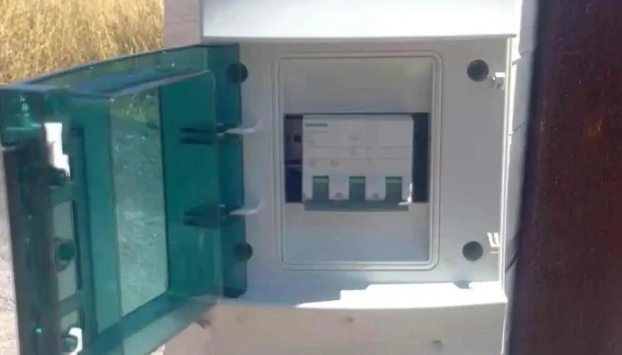 Electricista Profesional Udg -  Videos - Cotija de la Paz