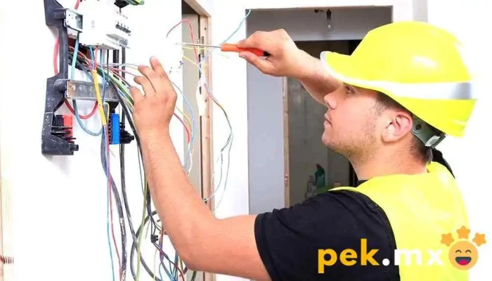 Electricista Y Plomero En El Area De Oaxaca Ubicacion - Oaxaca de Juárez