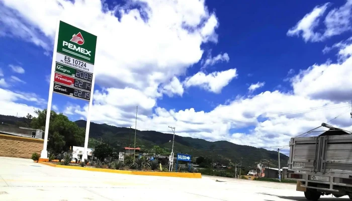 Gasolinera Tecomaxtlahuaca - San Sebastián Tecomaxtlahuaca