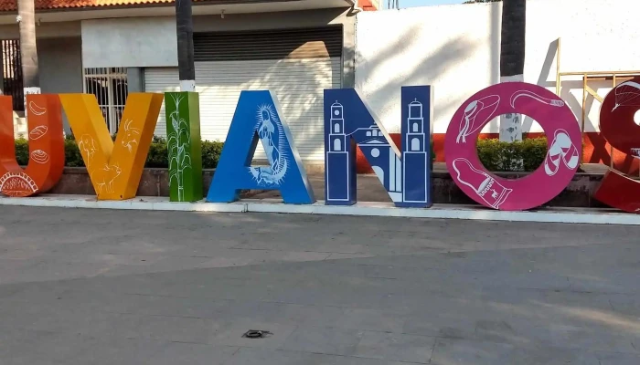 Palacio Municipal De Luvianos -  Descuentos - Villa Luvianos