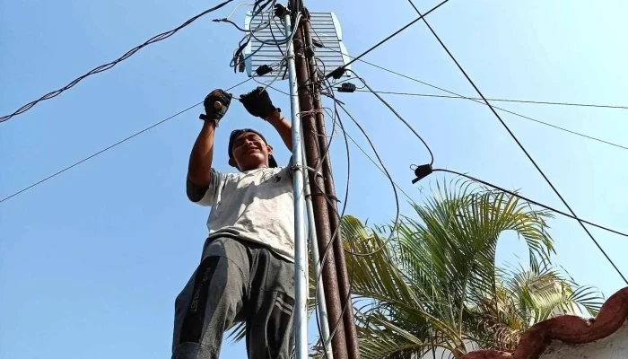 Plomero Electricista - Sin Nombre De Col 25
