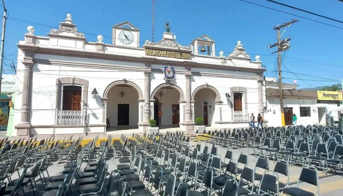 Presidencia Municipal de Salinas Victoria Nuevo León - Col. Centro