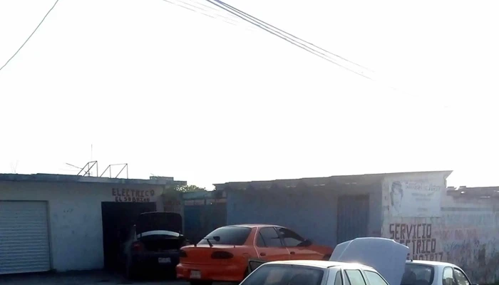 servicio electrico " El Sobrino" - Tequexquináhuac