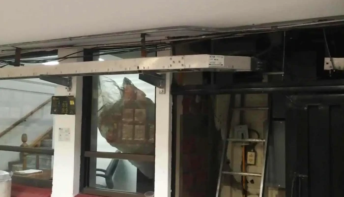 Servicios De Electricidad Y Algo Mas -  Exterior - Naucalpan de Juárez