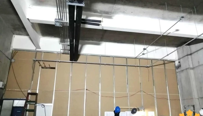 Servicios De Electricidad Y Algo Mas -  Interior - Naucalpan de Juárez