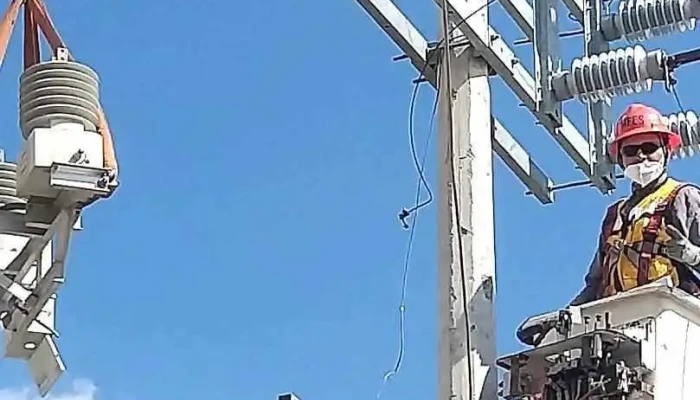 Switch Control - San Francisco Soyaniquilpan