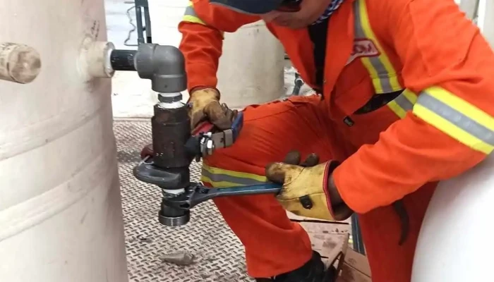 Téc. Luis Miguel Jiménez Electricista, Plomero. - Ocuiltzapotlan