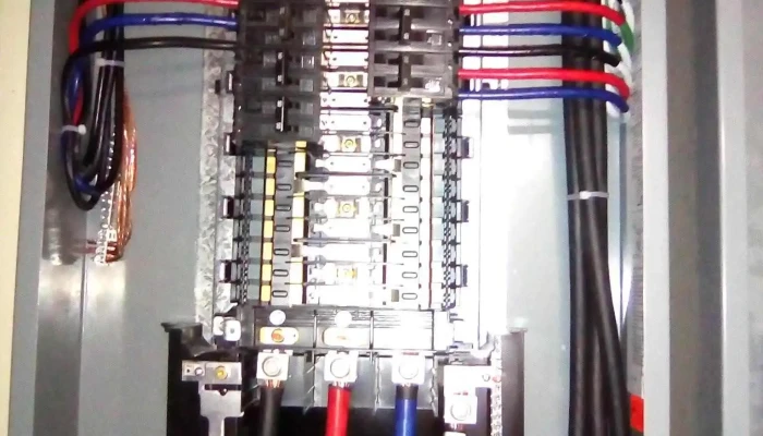 Técnico En Aire Acondicionado Y Red Eléctrica - Mazateupa