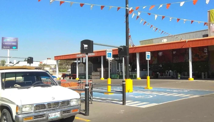 The Home Depot -  Fotos - Metepec