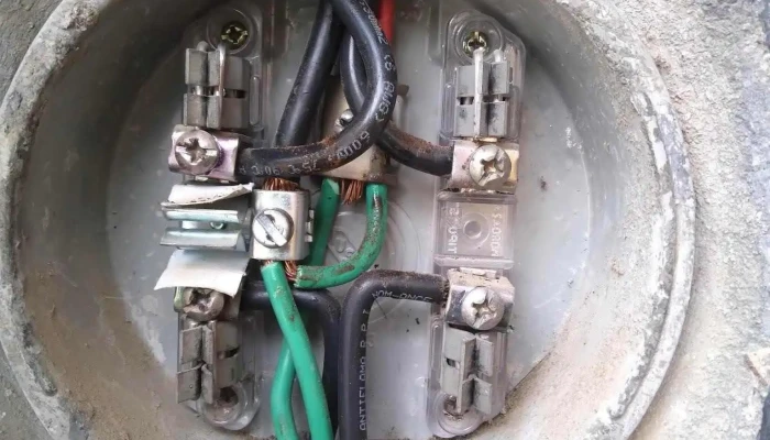 Trabajos Ramirez Plomeria Electricidad Herreria Pintura Carpinteria Lavado De Tinacos Y Cisterna Entre Otros Servicios Numero - Brisas de Zicatela